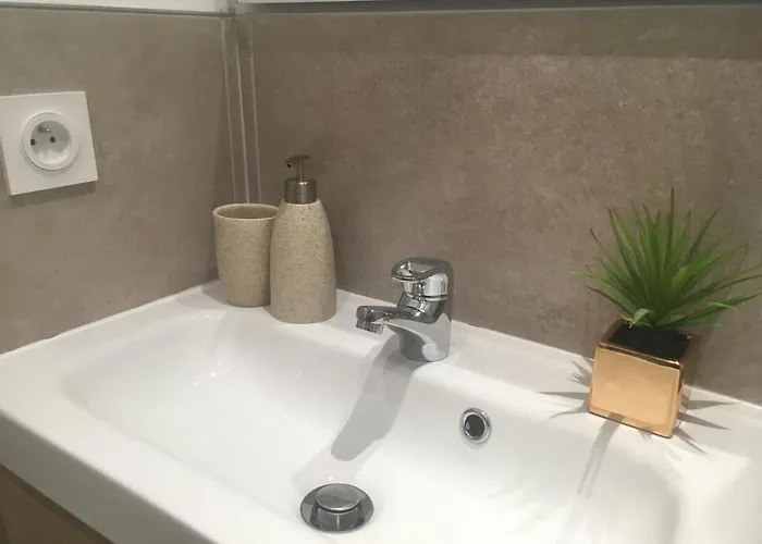 Apartamento Hyper Centre, Proche Gare, Entree Independante Valence (Drome)